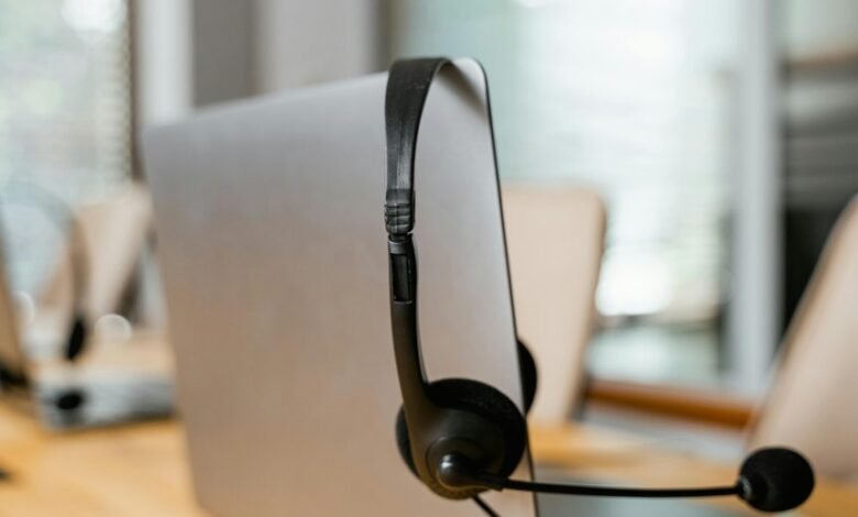 tech hotline business connection